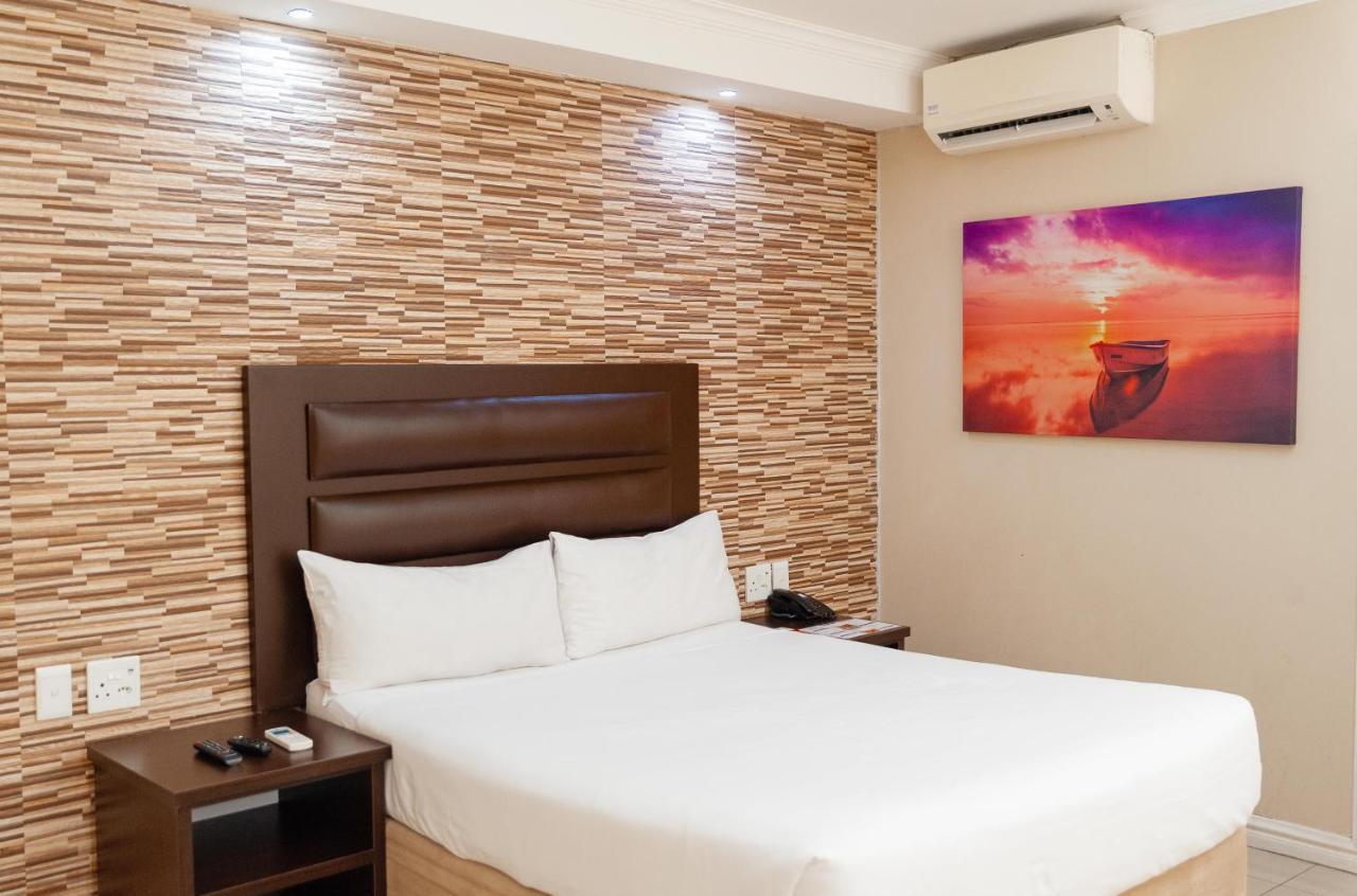 Bayside 100 Pixley Kaseme Street 3* Durban
