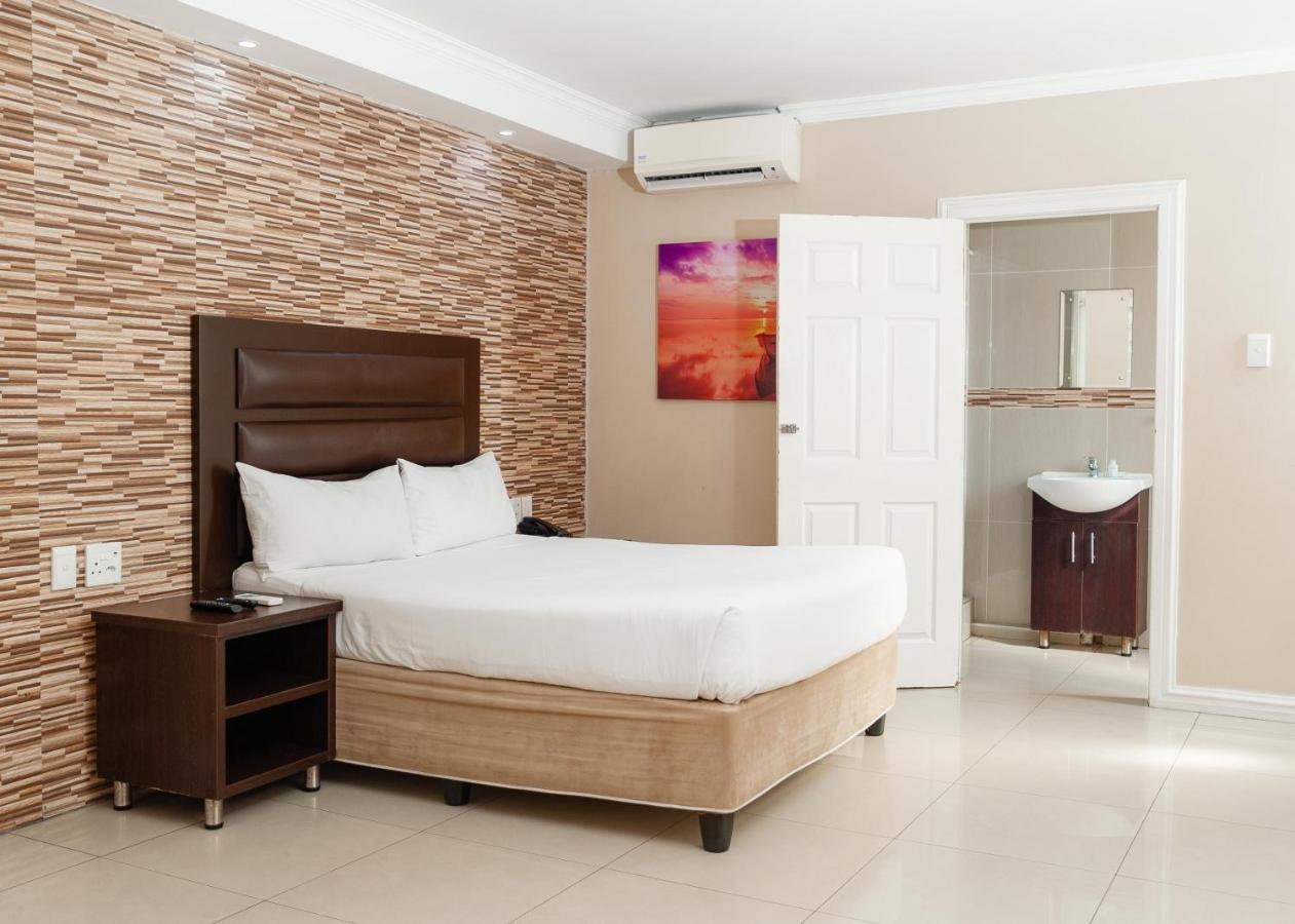 Bayside 100 Pixley Kaseme Street 3*